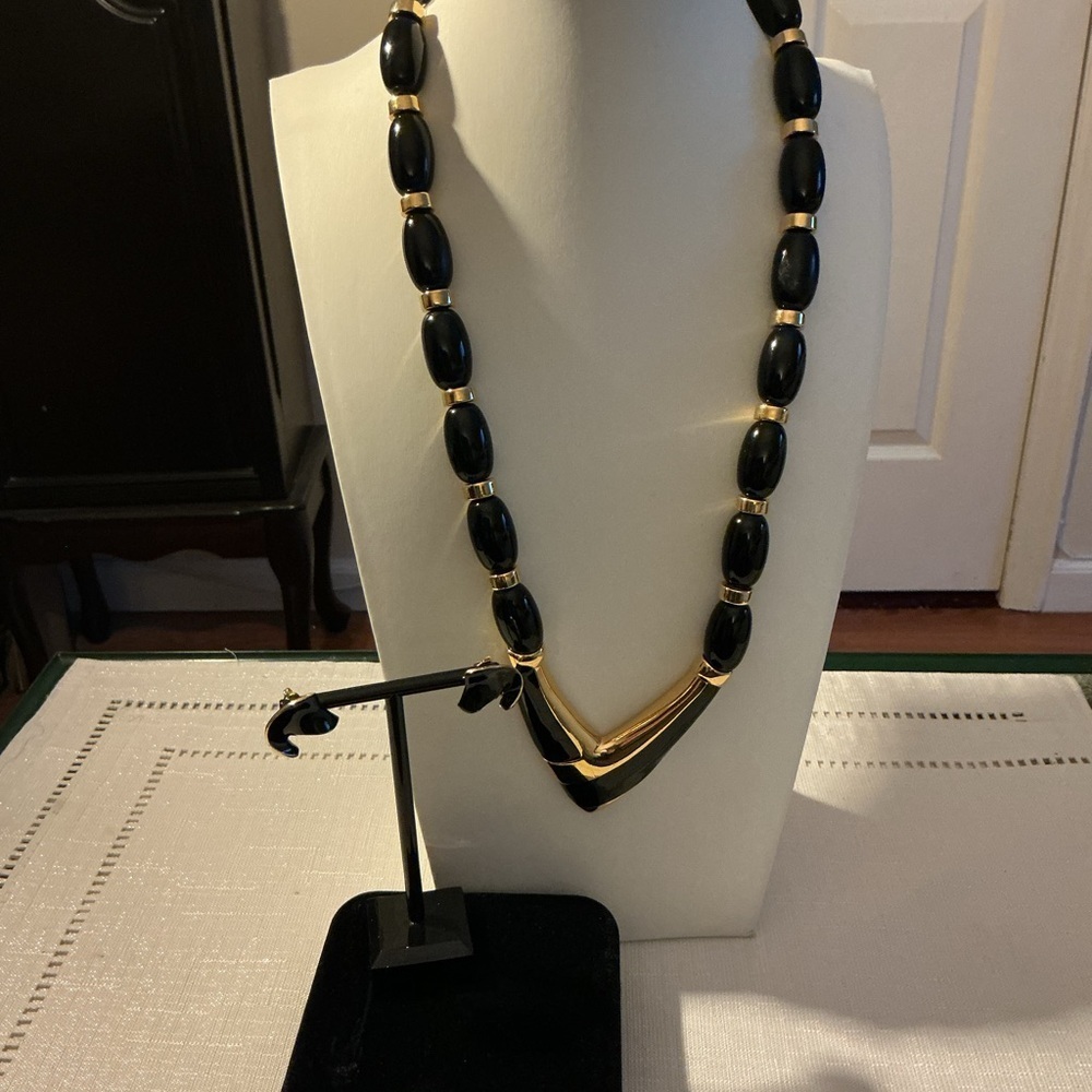 Napier Vintage 1980’s Black and Gold Plated Collar Necklace and Earrings.
